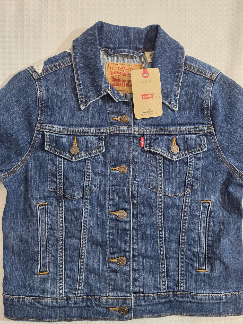 NWT Custom Levi’s Original Trucker Denim Jacket – Lace Butterfly Applique Size S